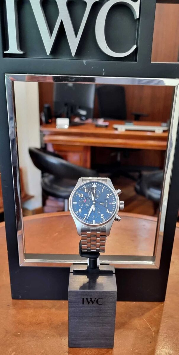 IWC פילוט כרונוגרף תצוגת יום ותאריך מנגנון אוטומטי
