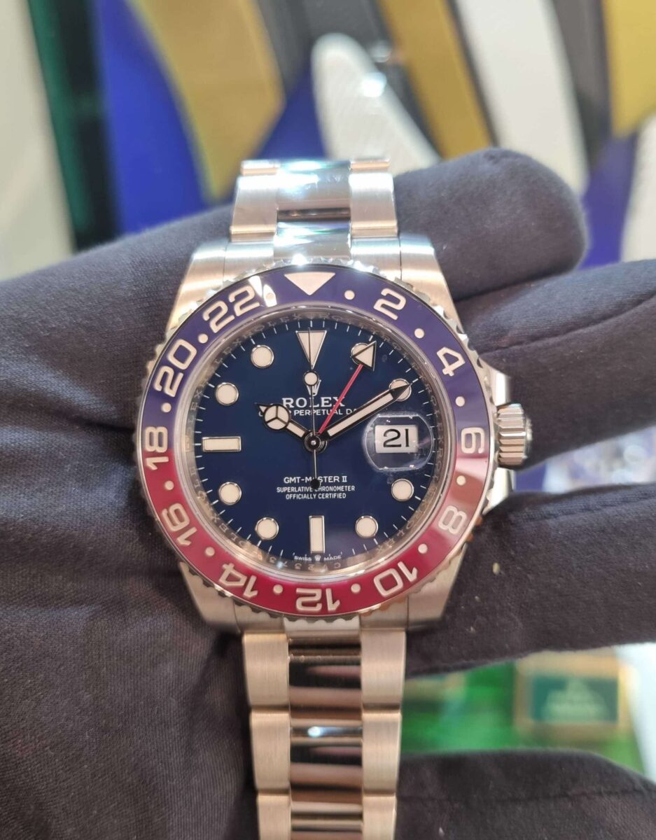 רולקס פפסי GMT מאסטר 2 זהב לבן 18 קראט