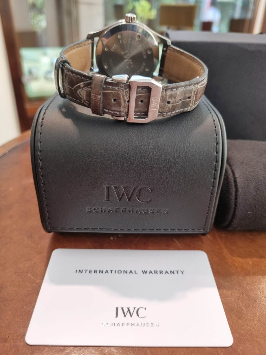 IWC פילוט ספיטפייר עם מנגנון אוטומטי