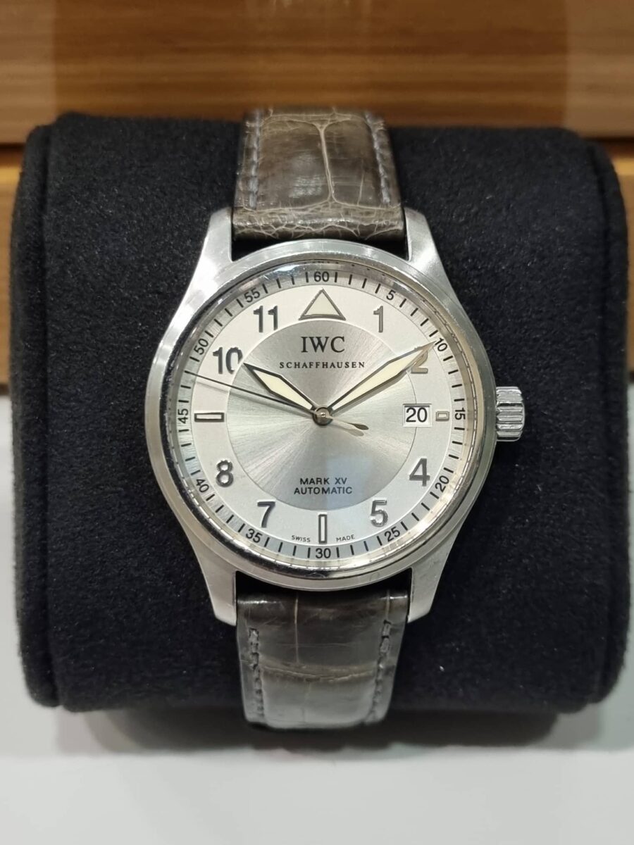 IWC פילוט ספיטפייר עם מנגנון אוטומטי