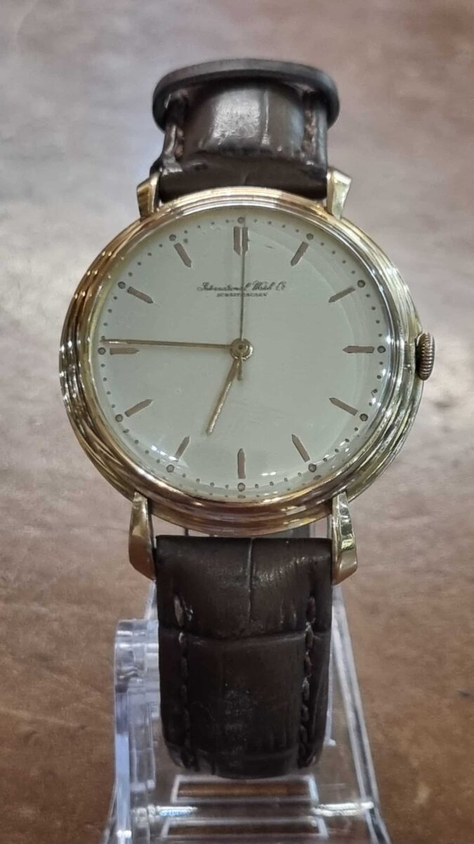 שפהאוזן-IWC קליבר .89 וינטג’ רוז גולד