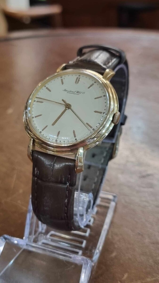 שפהאוזן-IWC קליבר .89 וינטג’ רוז גולד