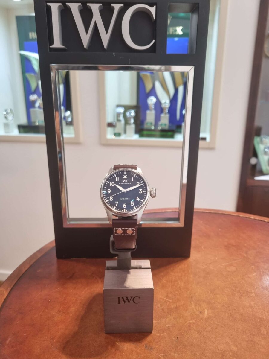 IWC ביג פילוט 43מ"מ מננגנון אוטומטי יד שנייה דגם.329301 לוח שחור