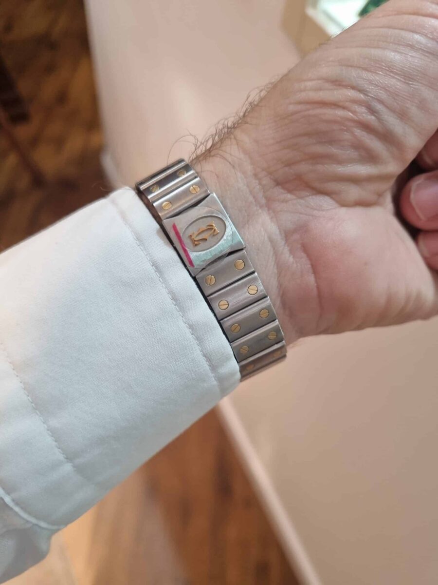 קרטייה סנטוס גלבי פלדה עם זהב צהוב 18 קראט מדיום-גברים/נשים דגם.1566