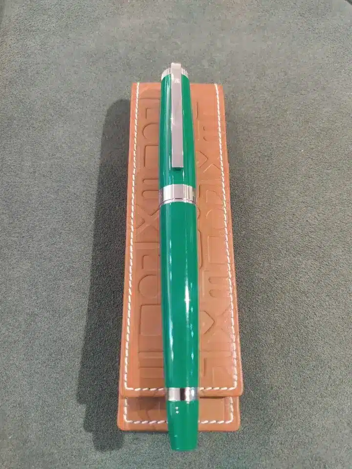 Set Rolex Green Rolleball pen + Leather Pouch